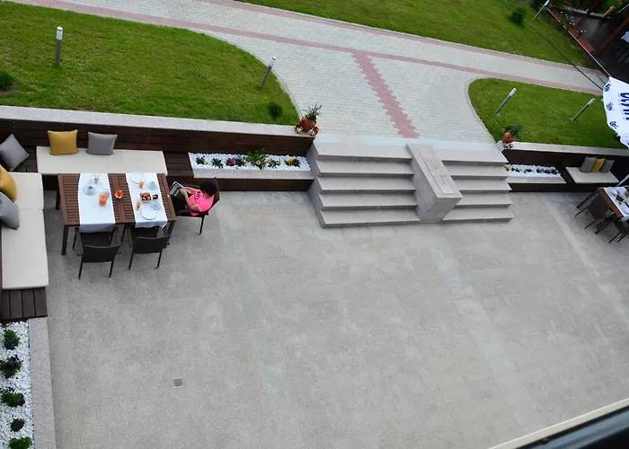 בית הארחה Fields